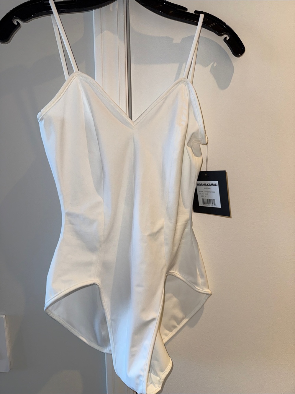 NORMA KAMALI WHITE WONDERWOMAN MIO